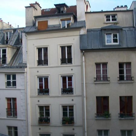 פריז Chambre D'Hote Des Artistes מראה חיצוני תמונה