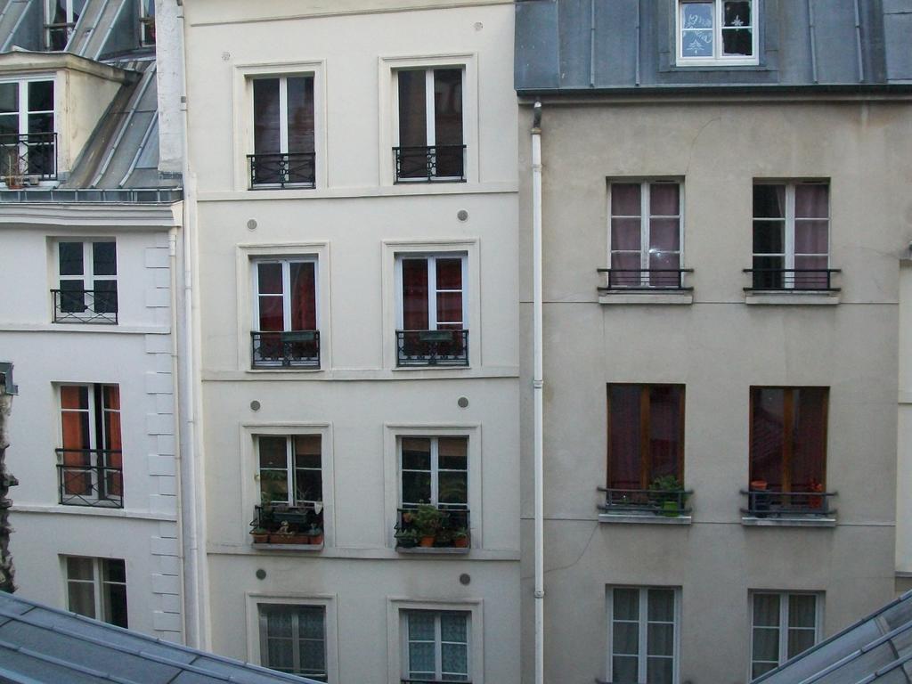 פריז Chambre D'Hote Des Artistes מראה חיצוני תמונה
