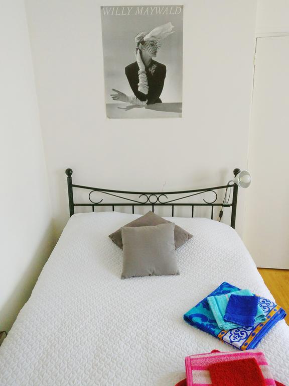 פריז Chambre D'Hote Des Artistes מראה חיצוני תמונה