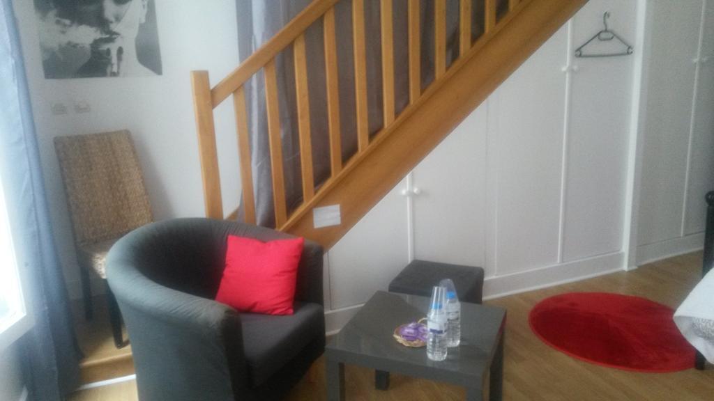 פריז Chambre D'Hote Des Artistes מראה חיצוני תמונה