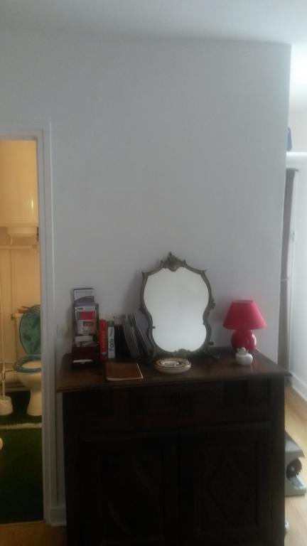 פריז Chambre D'Hote Des Artistes מראה חיצוני תמונה